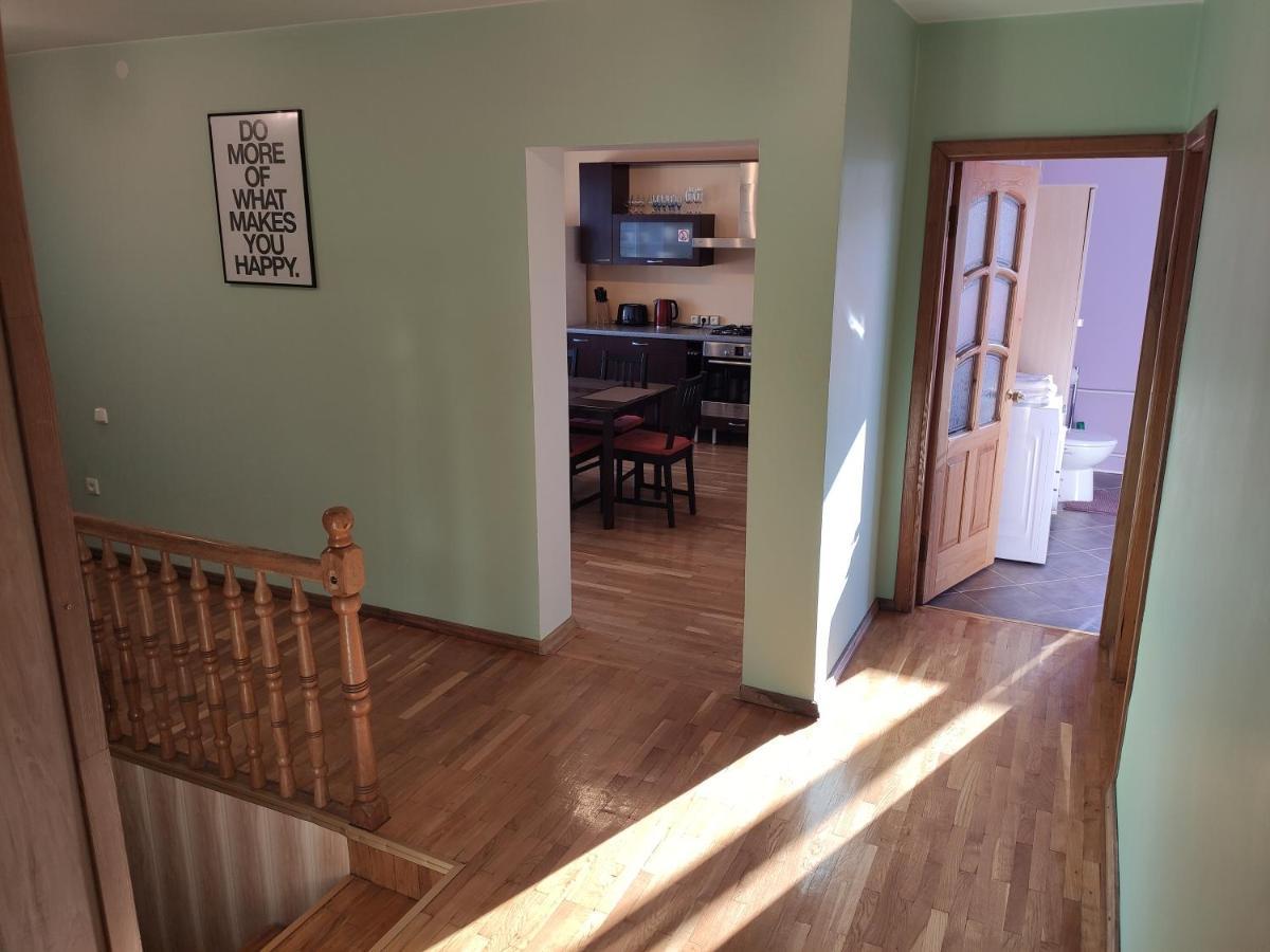 Spacious & Cozy Apartment With Forest View Zapyskis Экстерьер фото