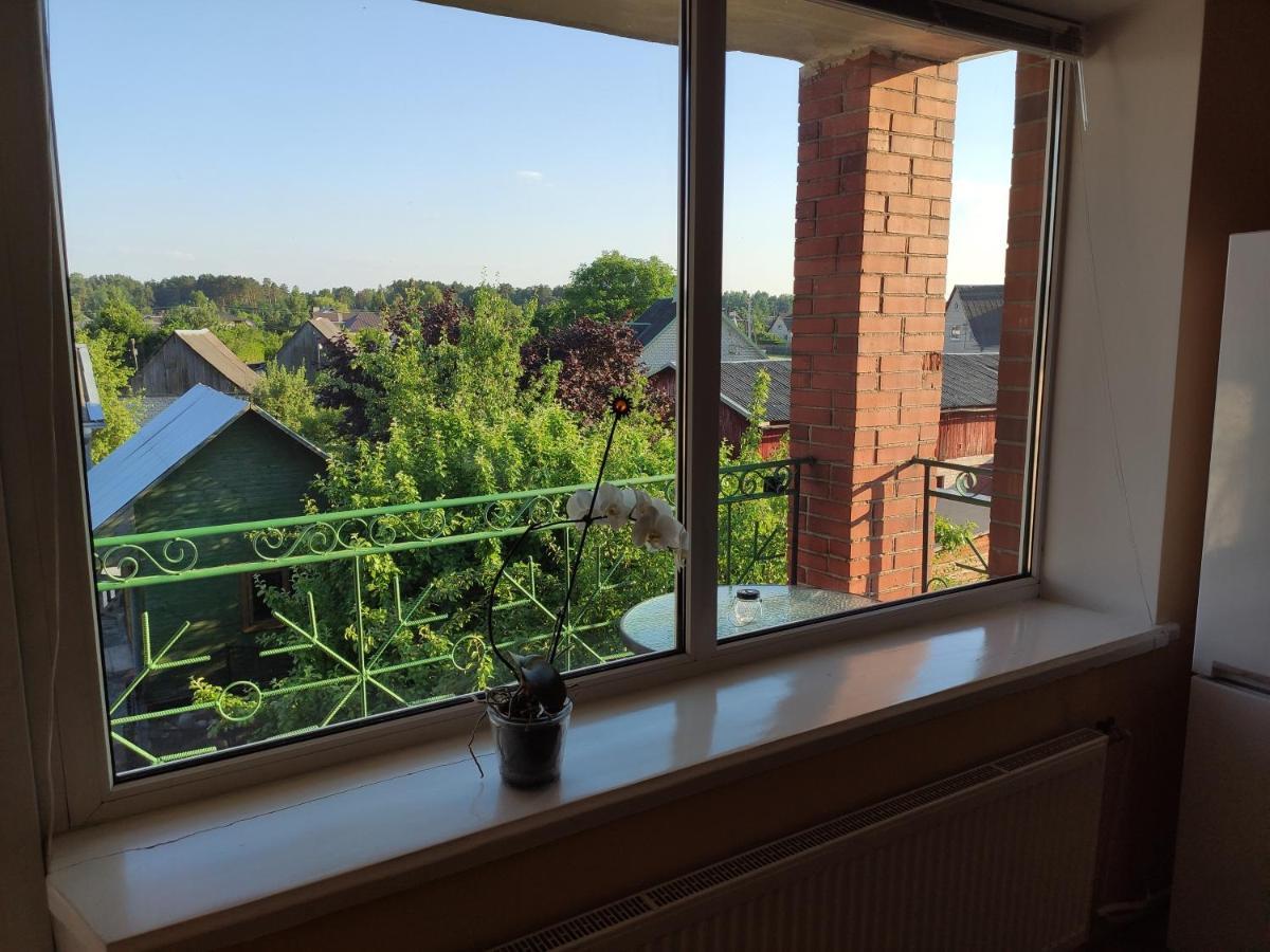 Spacious & Cozy Apartment With Forest View Zapyskis Экстерьер фото