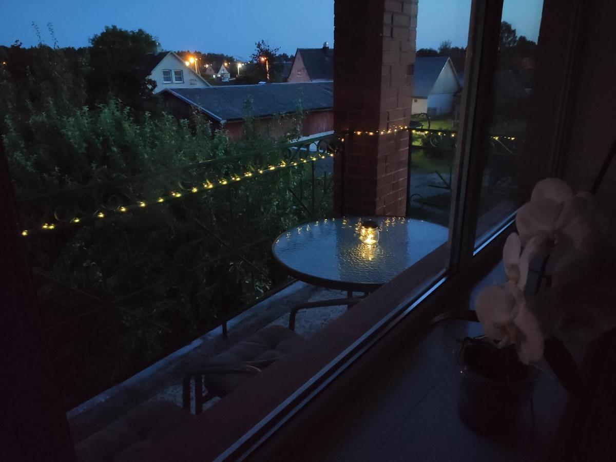 Spacious & Cozy Apartment With Forest View Zapyskis Экстерьер фото