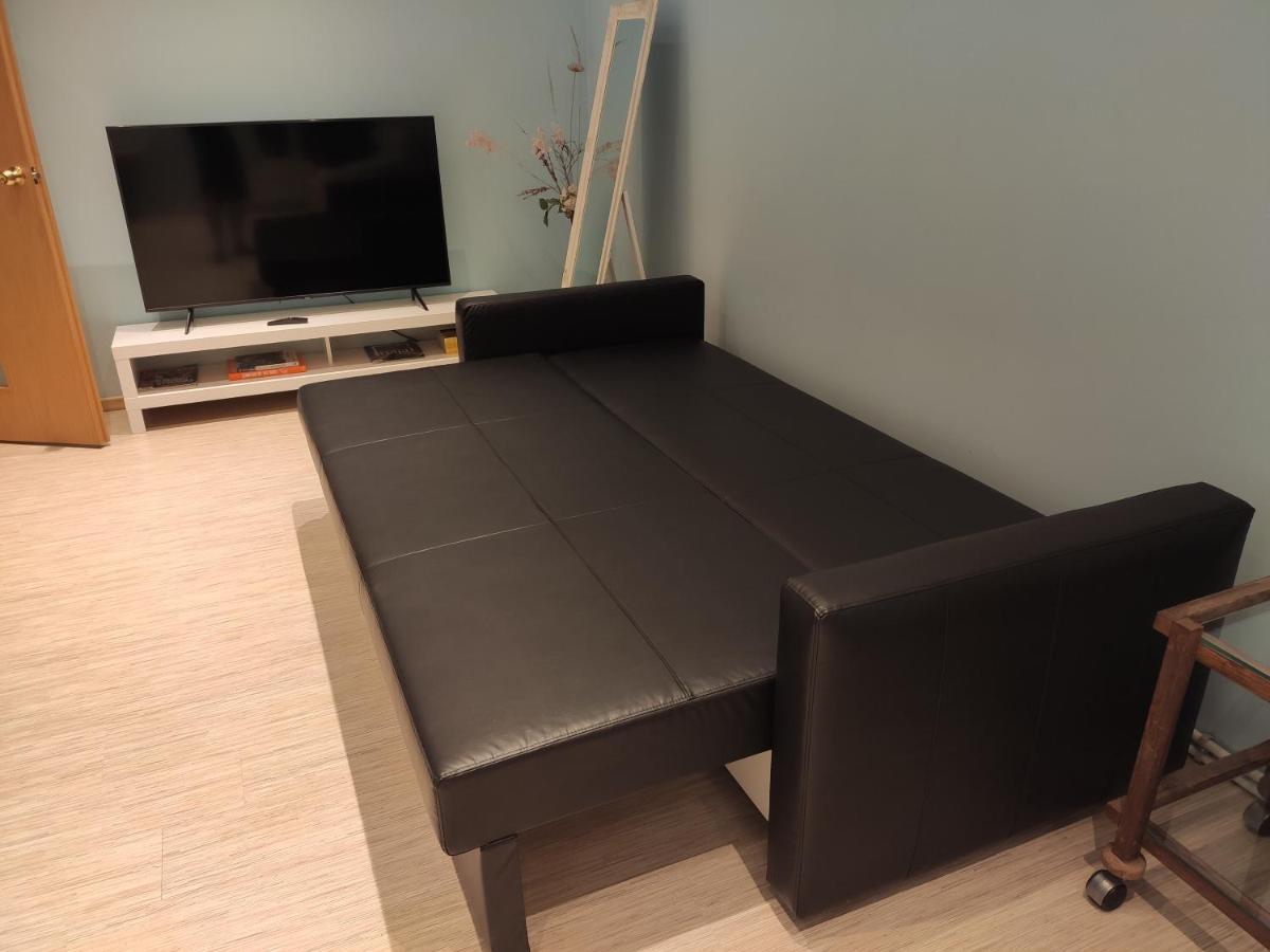 Spacious & Cozy Apartment With Forest View Zapyskis Экстерьер фото